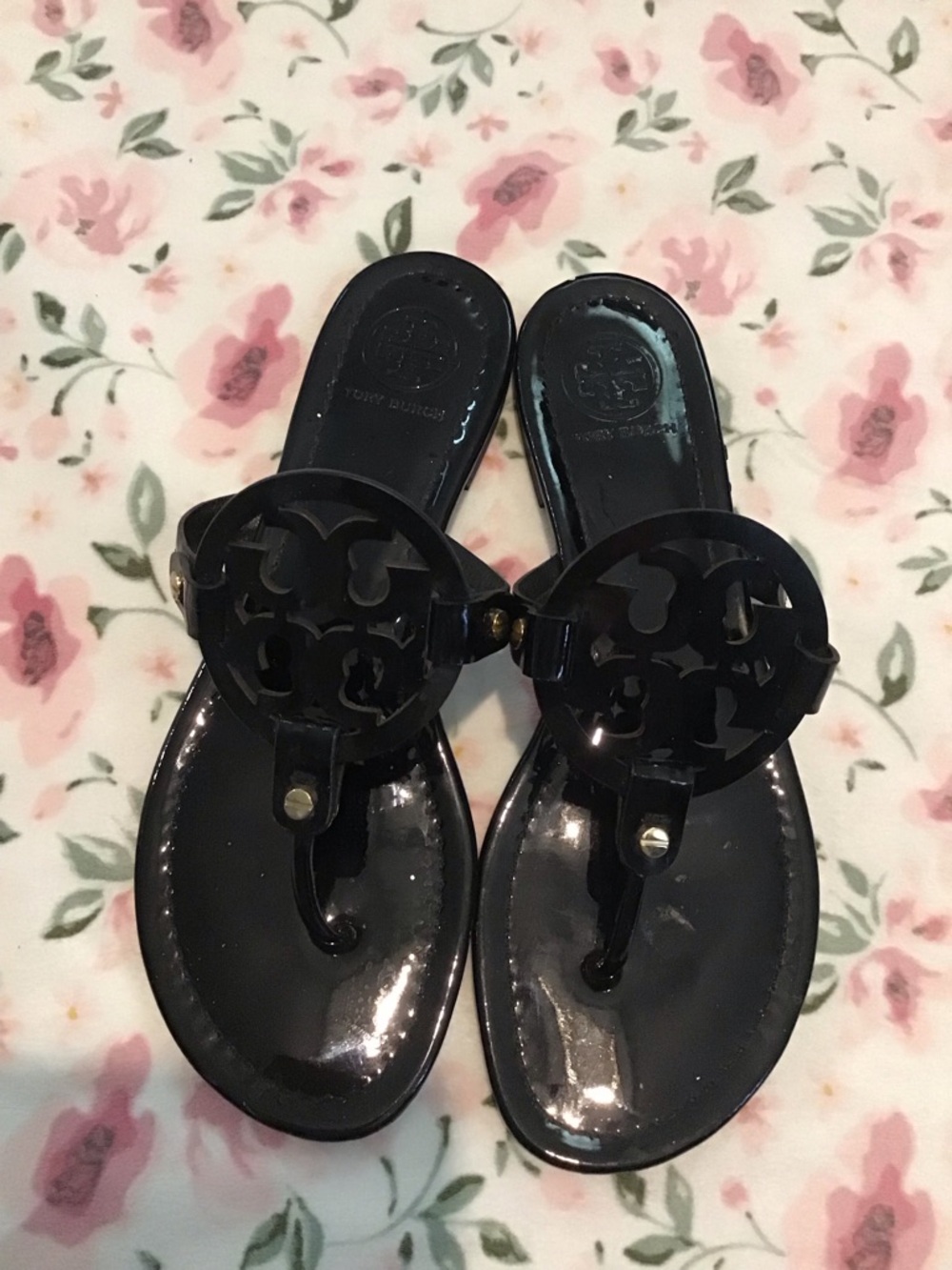 Tory Burch Black Patent Miller Logo Thong Sandals
